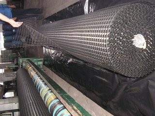 土工格柵施工現(xiàn)場